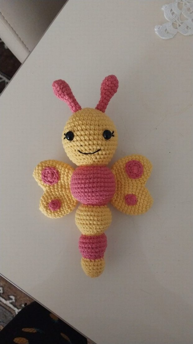 Sevimli Amigurumi Kelebek Oyuncak
