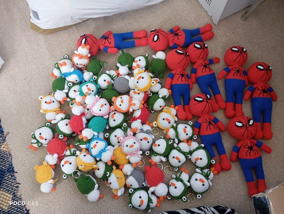 Renkli Amigurumi Anahtarlık ve Figür Seti
